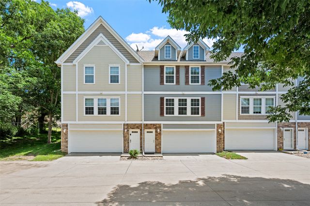 1139 Cornerstone Lane, Pleasant Hill, IA 50327