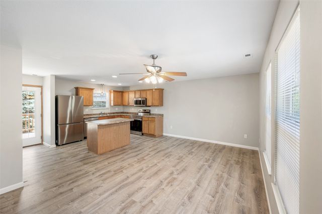 1139 Cornerstone Lane, Pleasant Hill, IA 50327