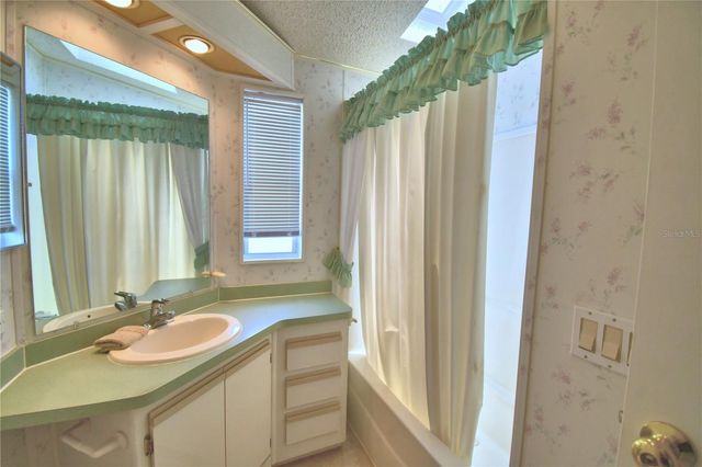 251 PATTERSON ROAD H38, Haines City, FL 33844