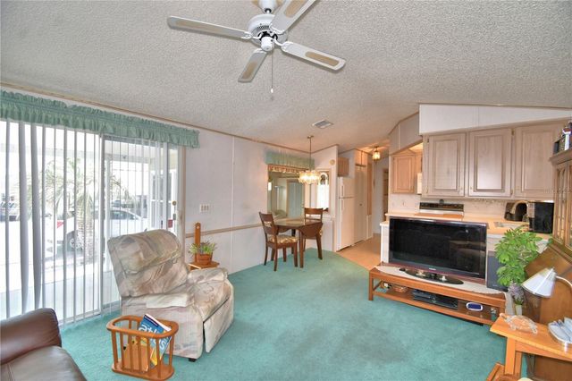 251 PATTERSON ROAD H38, Haines City, FL 33844