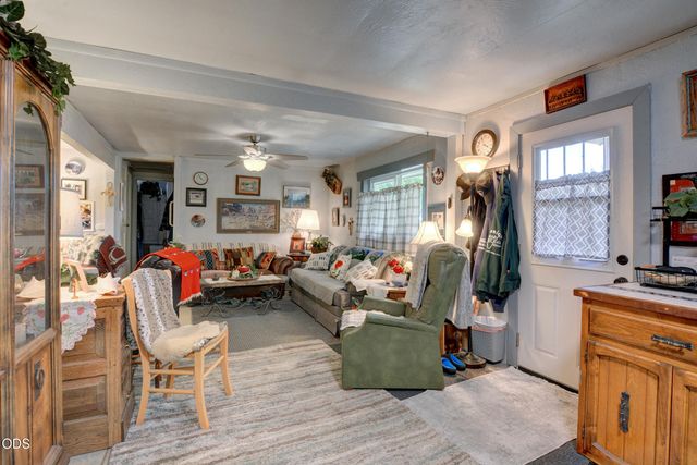 204 E Rosewood Street, Grants Pass, OR 97527
