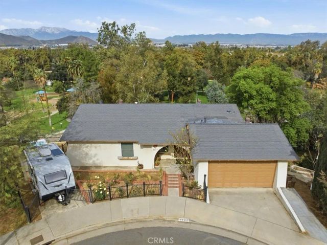 2715 Brockton, Riverside, CA 92501