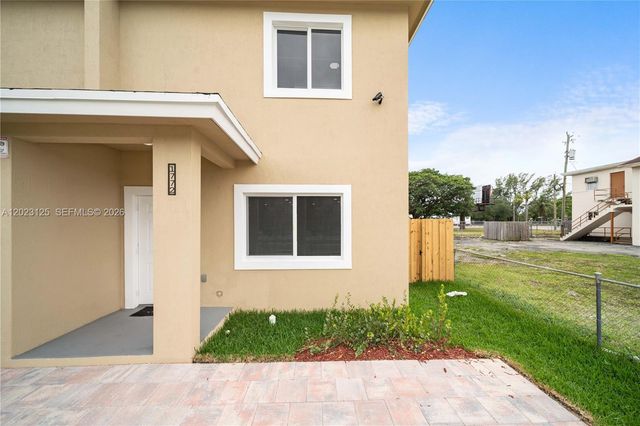 1770 NW 55th St 1770, Miami, FL 33142