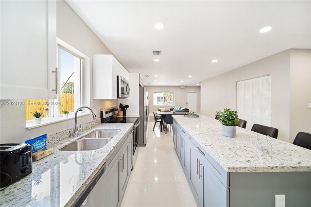 1770 NW 55th St 1770, Miami, FL 33142