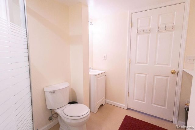 823 Southwood Drive, Fenton, MI 48430