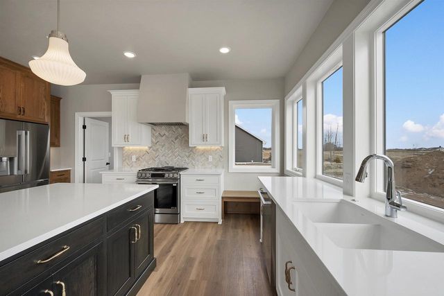 263 KERRIGAN DRIVE, Wrightstown, WI 54180