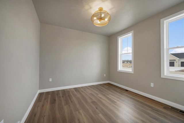 263 KERRIGAN DRIVE, Wrightstown, WI 54180