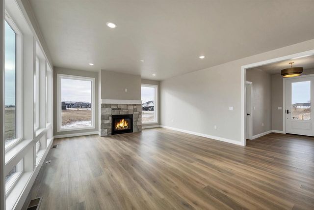 263 KERRIGAN DRIVE, Wrightstown, WI 54180