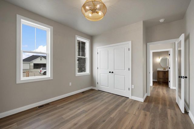 263 KERRIGAN DRIVE, Wrightstown, WI 54180