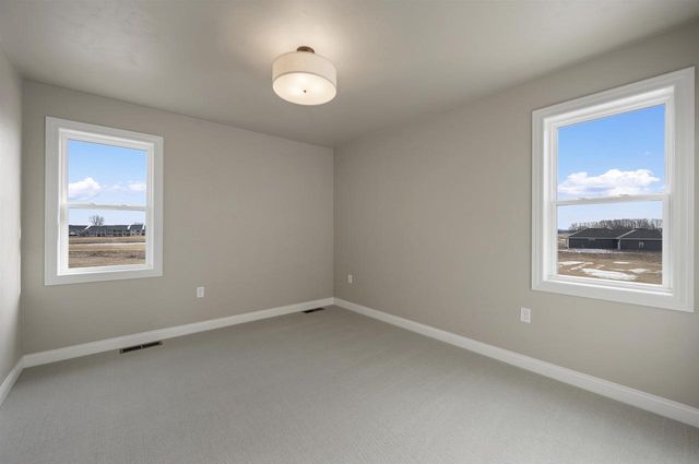 263 KERRIGAN DRIVE, Wrightstown, WI 54180