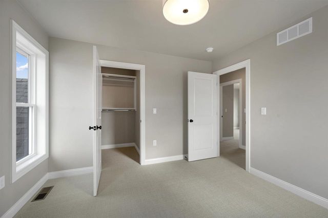 263 KERRIGAN DRIVE, Wrightstown, WI 54180