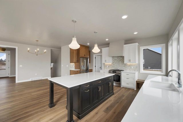 263 KERRIGAN DRIVE, Wrightstown, WI 54180