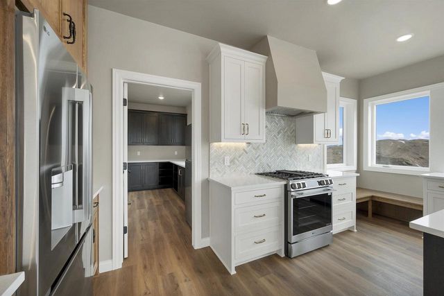 263 KERRIGAN DRIVE, Wrightstown, WI 54180