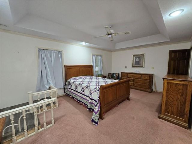 145 Lynn Lea Lane, Warsaw, MO 65355