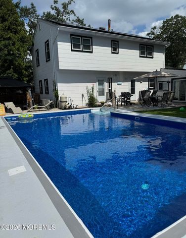 432 18th Avenue, Brick, NJ 08724