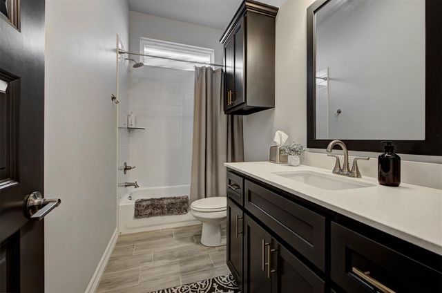 2108 Asaro Way, Edmond, OK 73034