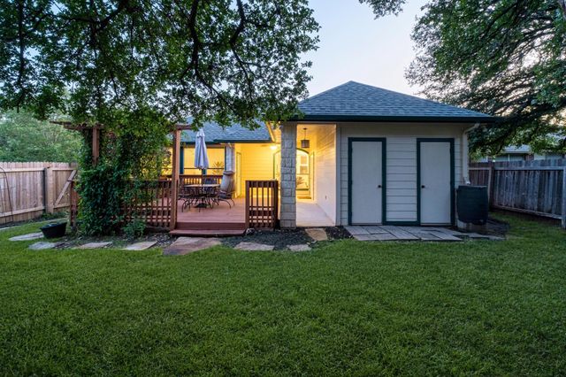 3624 Malone DR, Austin, TX 78749