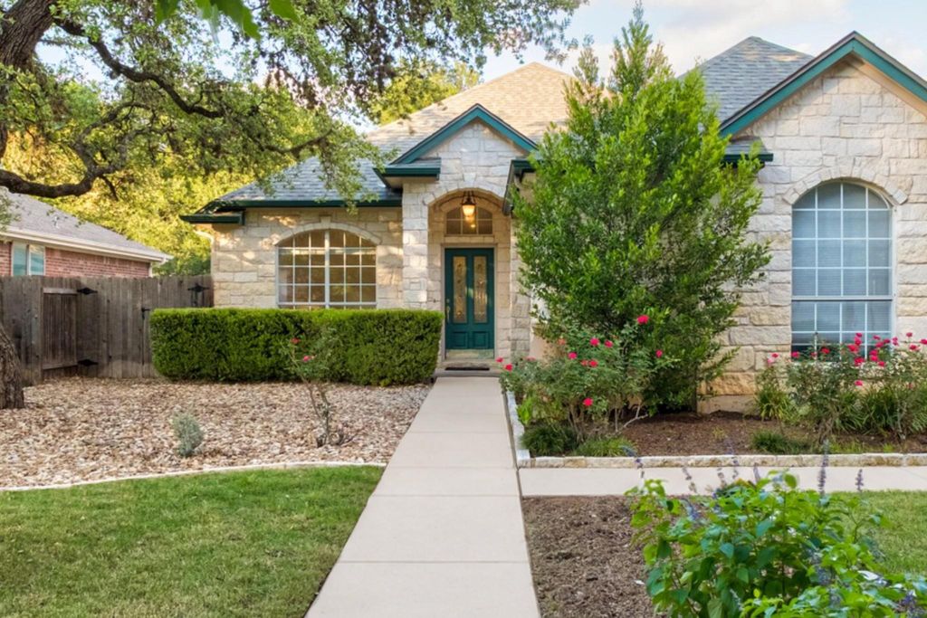 3624 Malone DR, Austin, TX 78749