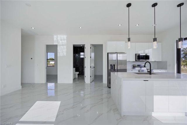 2700 49th ST SW, Lehigh Acres, FL 33976