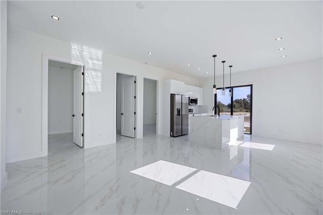 2700 49th ST SW, Lehigh Acres, FL 33976