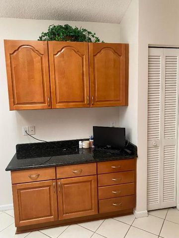 6115 Bay Isles Drive, Boynton Beach, FL 33437