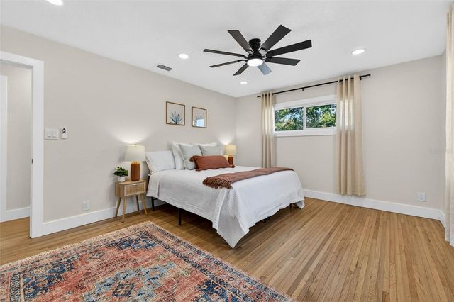 3008 JACKSON STREET N, St Petersburg, FL 33704