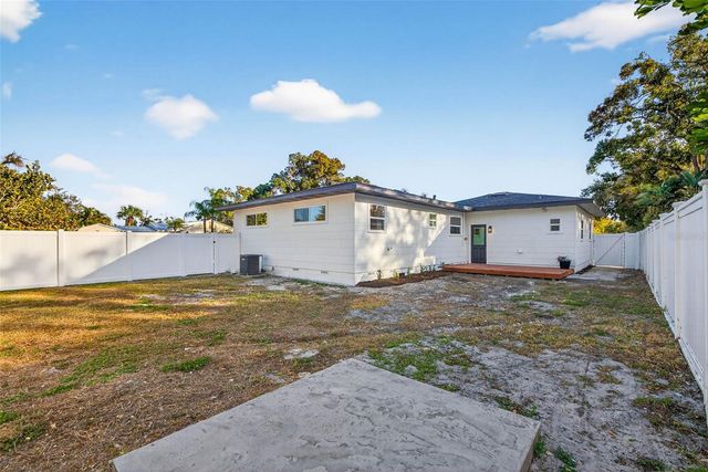 3008 JACKSON STREET N, St Petersburg, FL 33704
