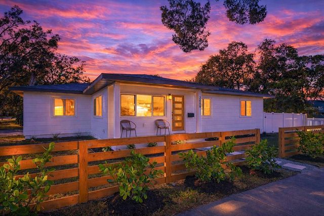 3008 JACKSON STREET N, St Petersburg, FL 33704