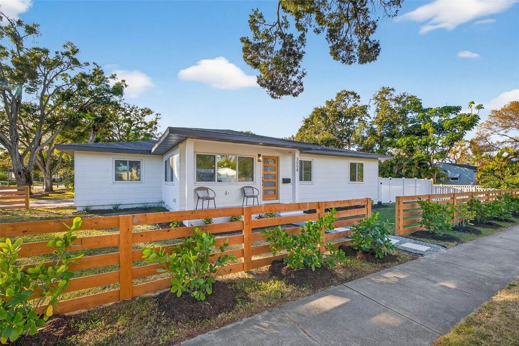 3008 JACKSON STREET N, St Petersburg, FL 33704
