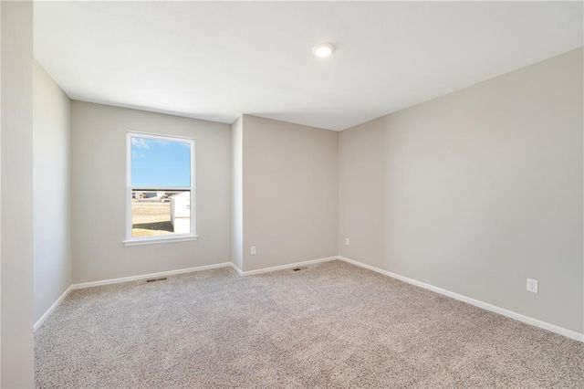 2523 SW Mitchell Street, Oak Grove, MO 64075