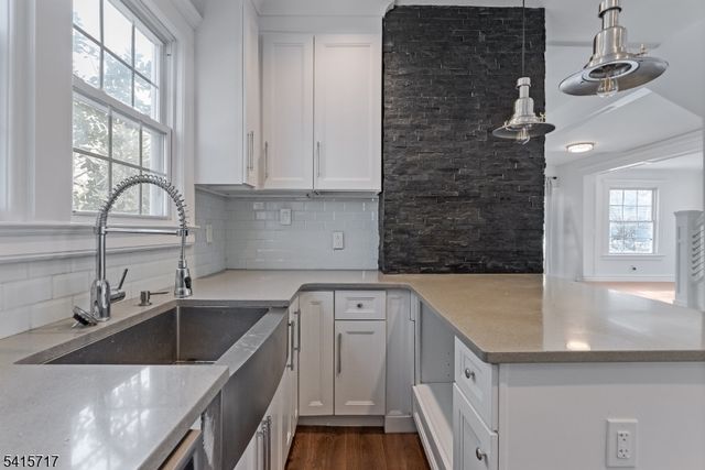 449 Park Ave, City Of Orange Twp., NJ 07050