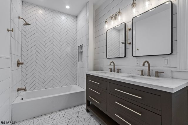 449 Park Ave, City Of Orange Twp., NJ 07050