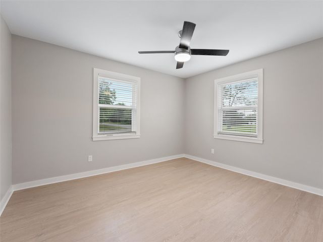 421 S Interurban Street, Anna, TX 75409