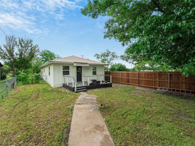 421 S Interurban Street, Anna, TX 75409