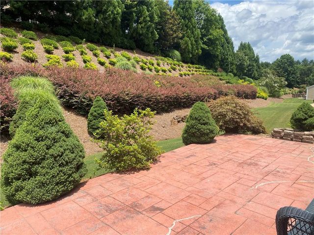 6627 Autumn Ridge Way, Hoschton, GA 30548