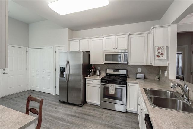 6627 Autumn Ridge Way, Hoschton, GA 30548