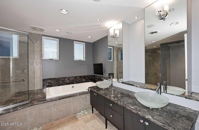 18258 N 15TH Place, Phoenix, AZ 85022