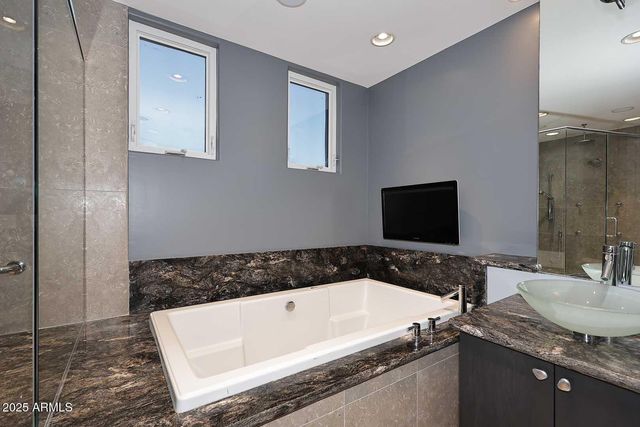 18258 N 15TH Place, Phoenix, AZ 85022