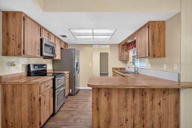 3110 CLOVEWOOD PLACE, Seffner, FL 33584