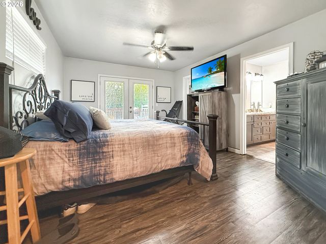 515 MEMORY Ln, Brookings, OR 97415