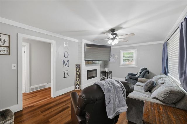 400 John Mcgrady Road, North Wilkesboro, NC 28659