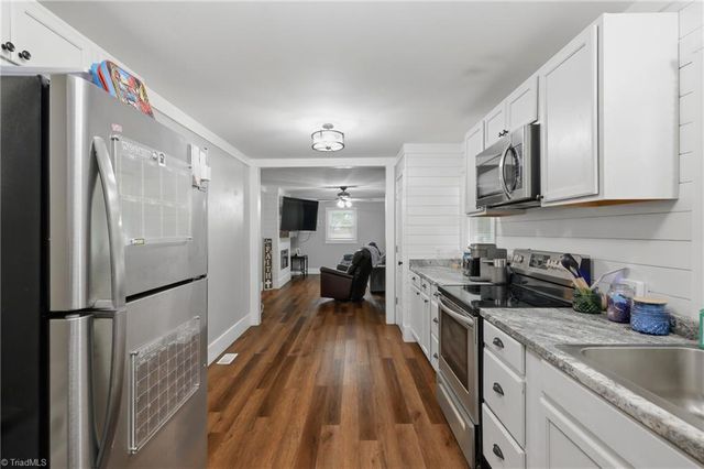 400 John Mcgrady Road, North Wilkesboro, NC 28659