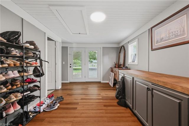400 John Mcgrady Road, North Wilkesboro, NC 28659