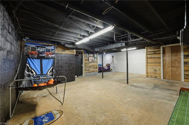 400 John Mcgrady Road, North Wilkesboro, NC 28659
