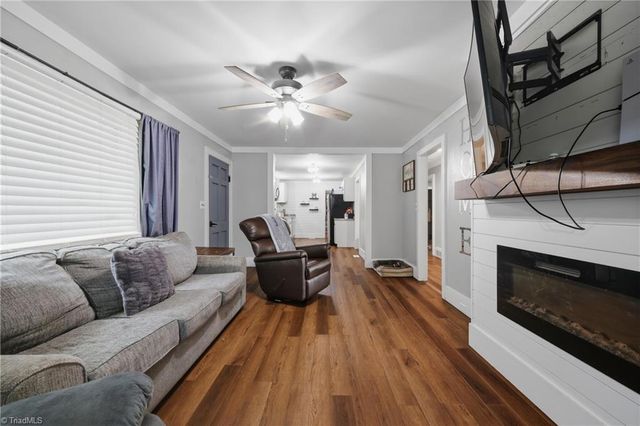 400 John Mcgrady Road, North Wilkesboro, NC 28659