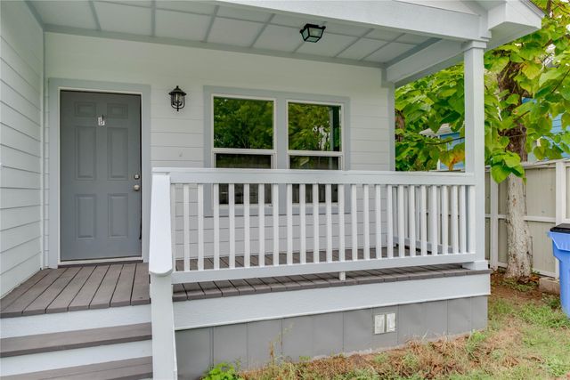 412 Booth ST B, Taylor, TX 76574