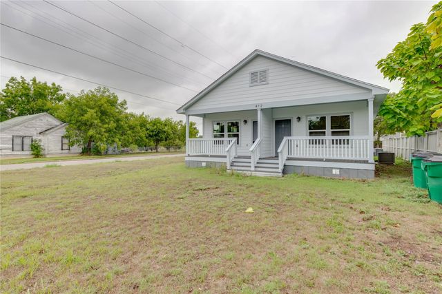 412 Booth ST B, Taylor, TX 76574