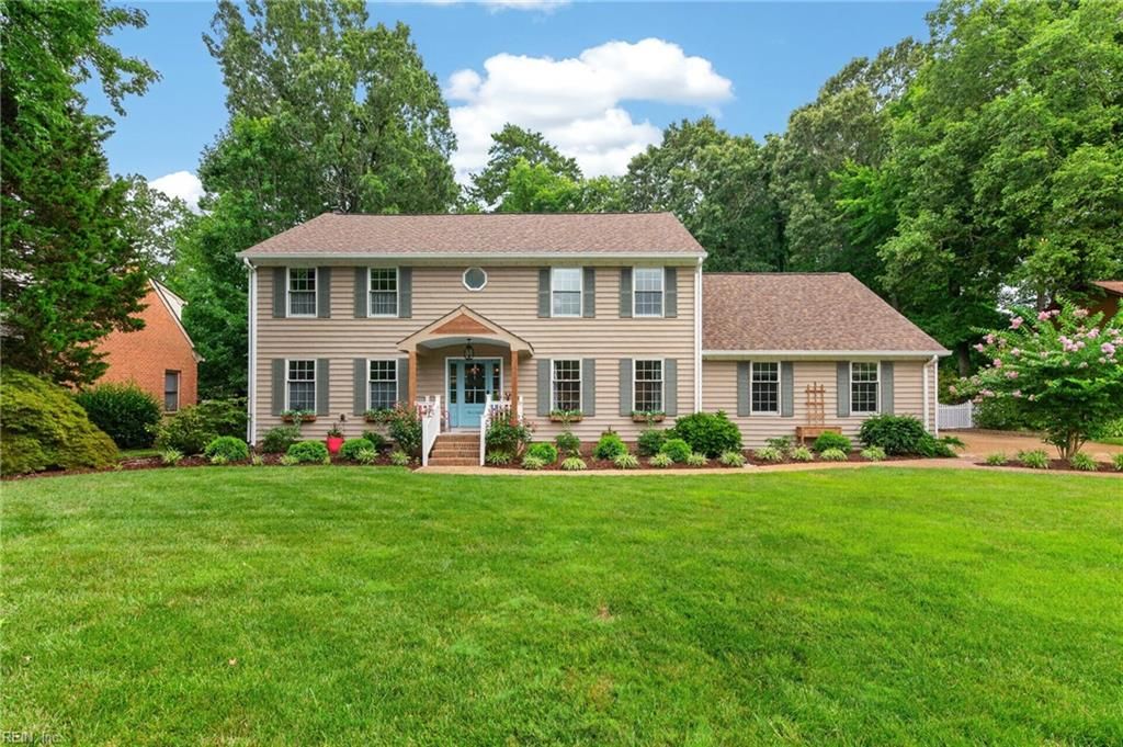 849 Bishopsgate LN, Virginia Beach, VA 23452