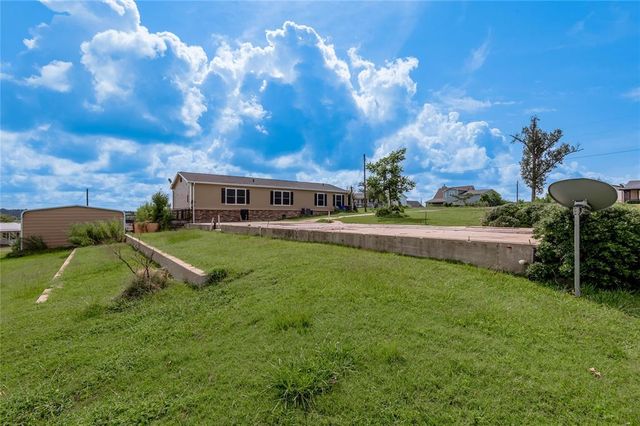 279 S Oak Lee Drive, Onalaska, TX 77360