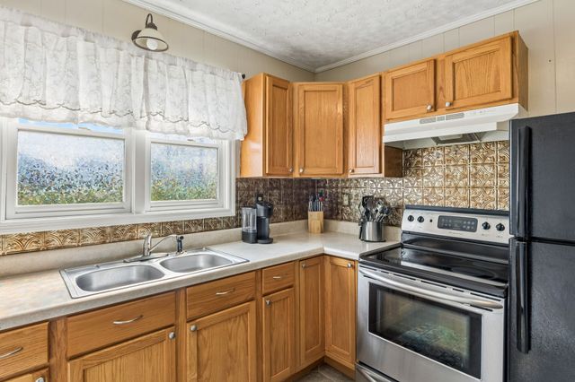 731 Cedar St, Lewisburg, TN 37091